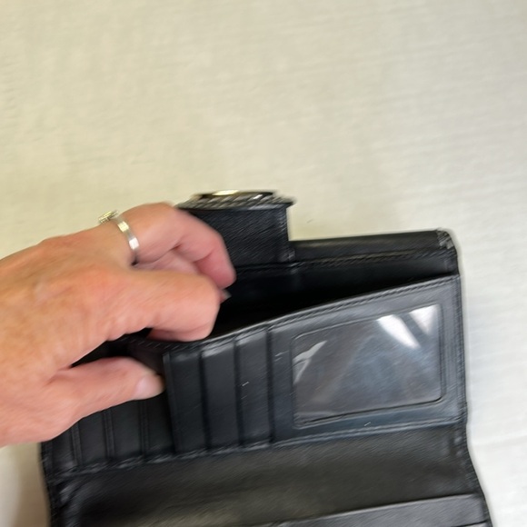 COACH BLACK LEATHER VINTAGE TURN LOCK CLOSURE STITCHED WALLET - Picture 9 of 16